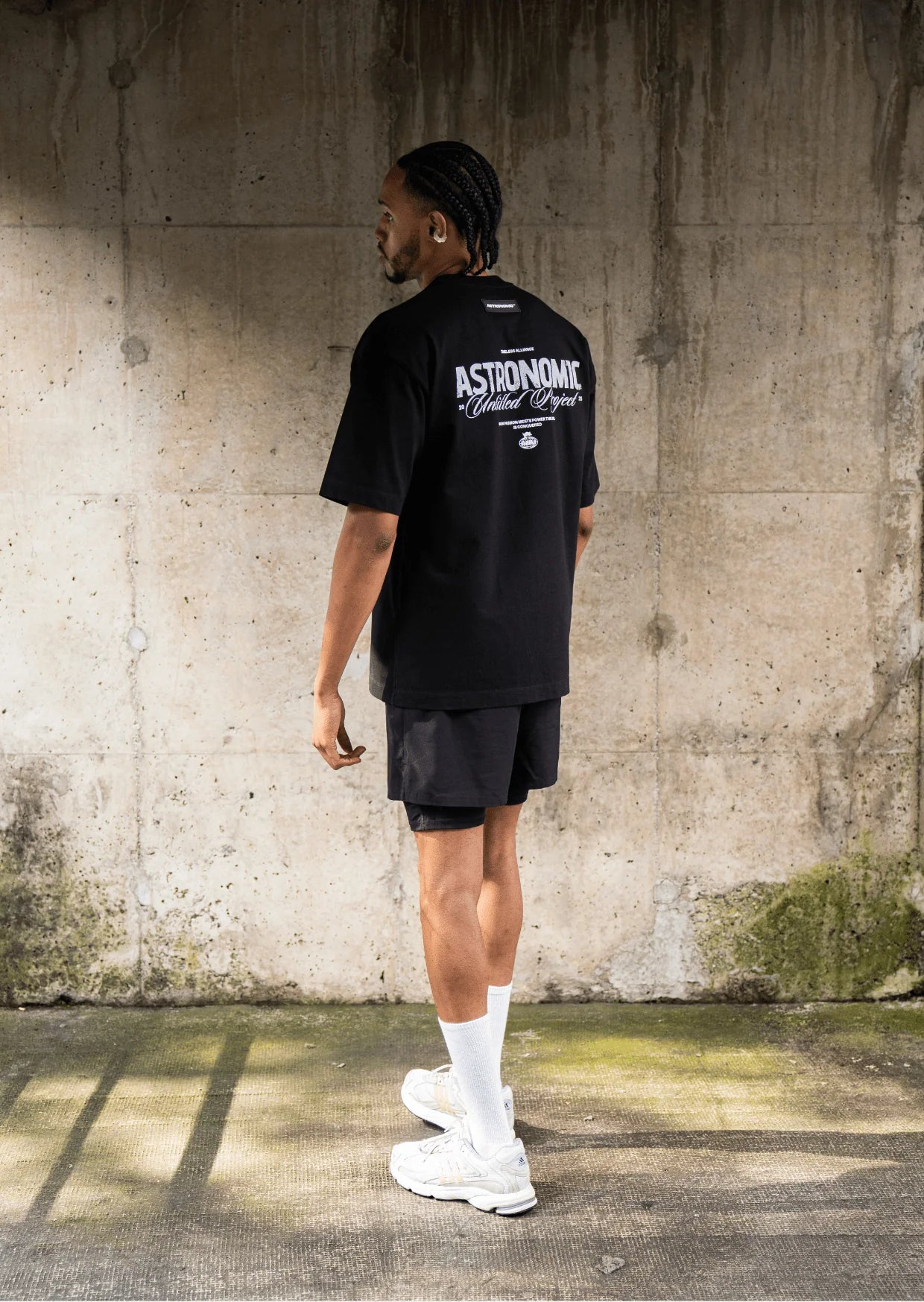 Camiseta Conquerors - Negra